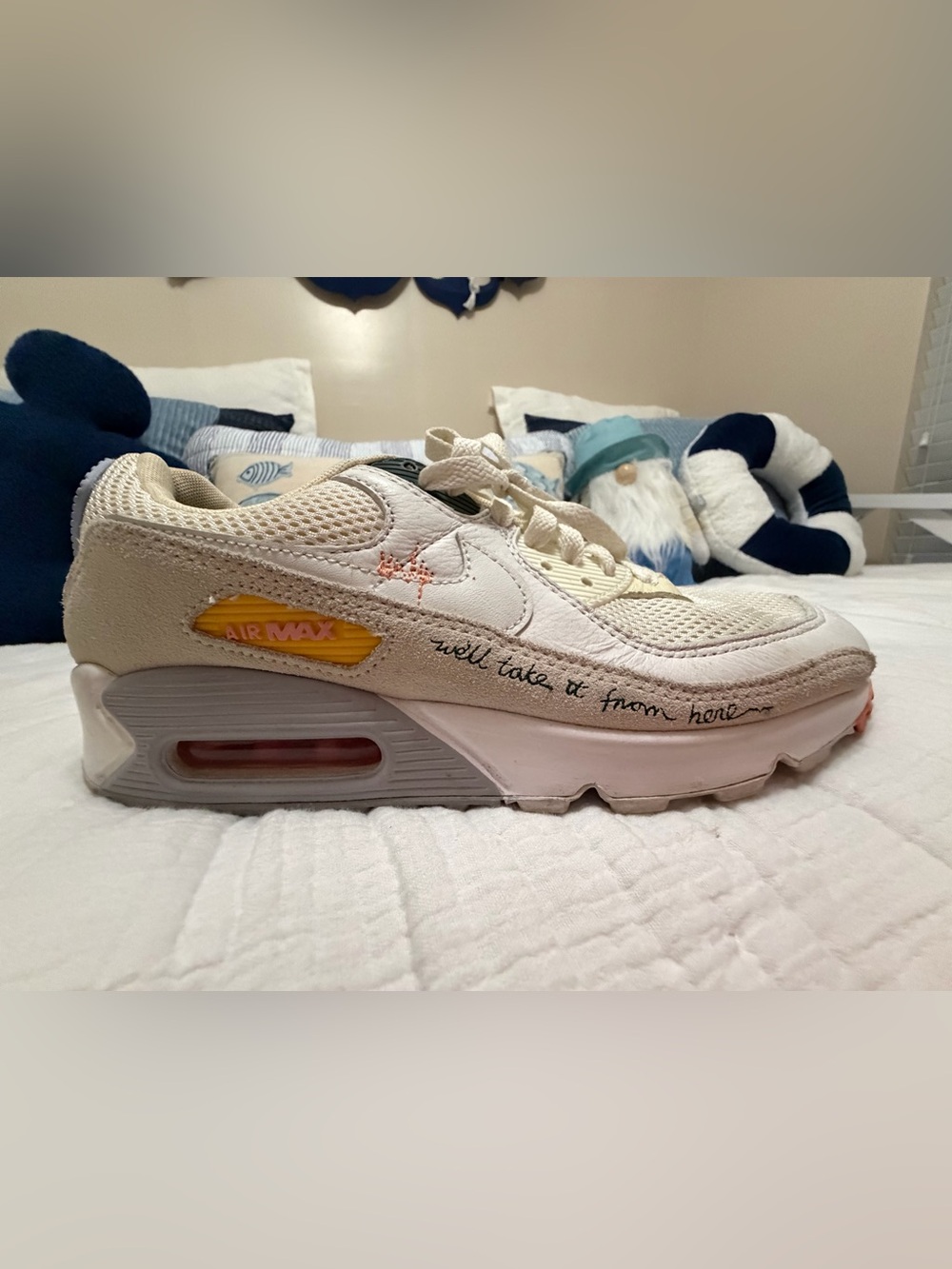 Nike Cream and White Air Max Low-Top Sneakers with Yellow Accent